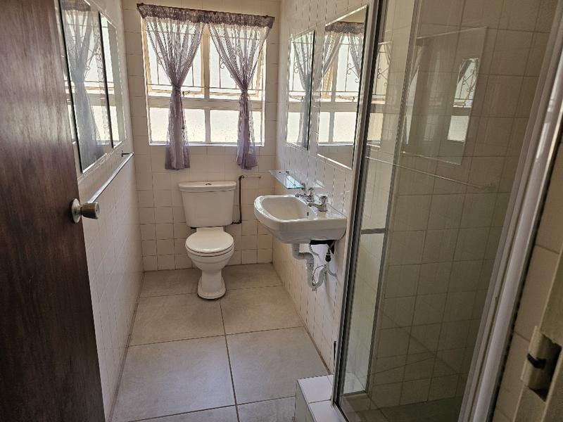 To Let 1 Bedroom Property for Rent in Avondale Western Cape